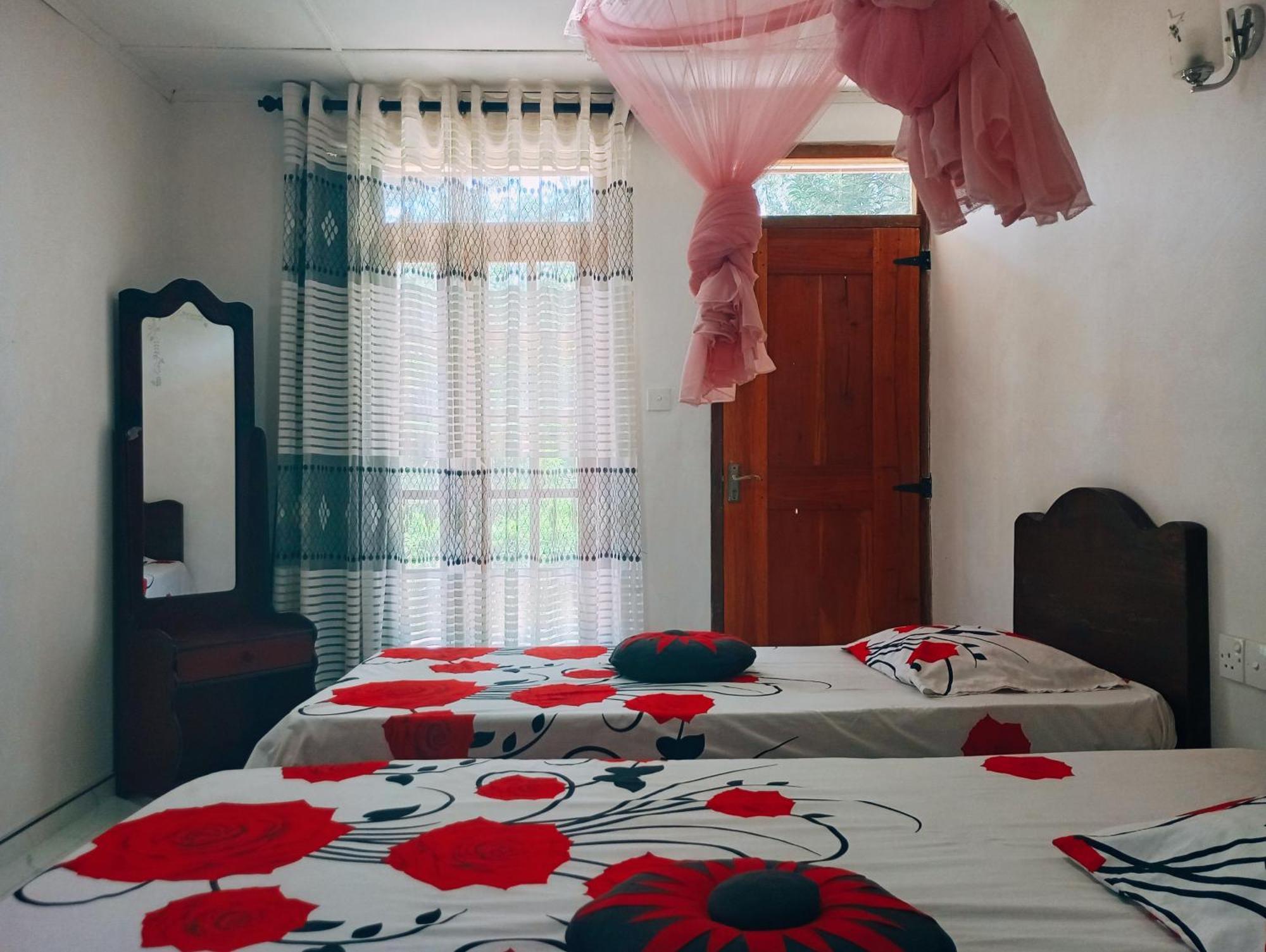 Pleasure Mount Homestay エッラ エクステリア 写真