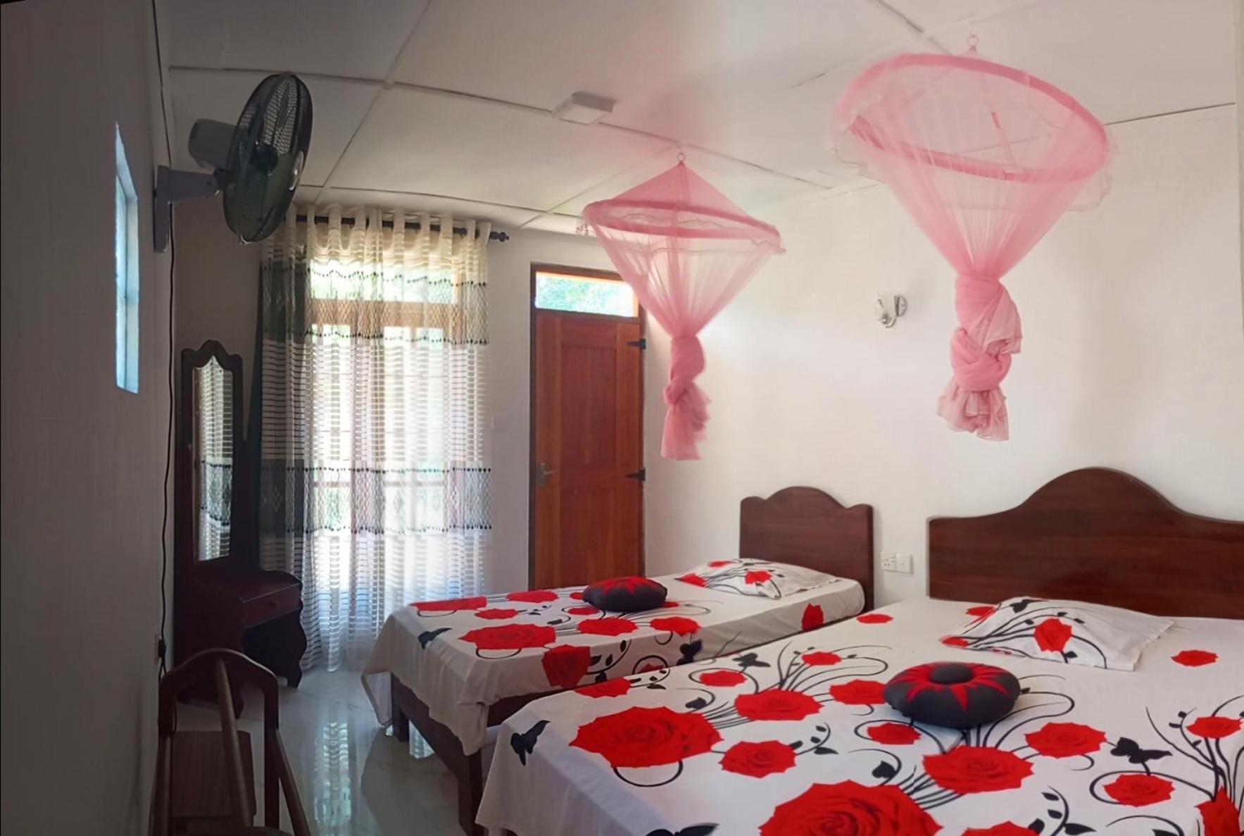 Pleasure Mount Homestay エッラ エクステリア 写真